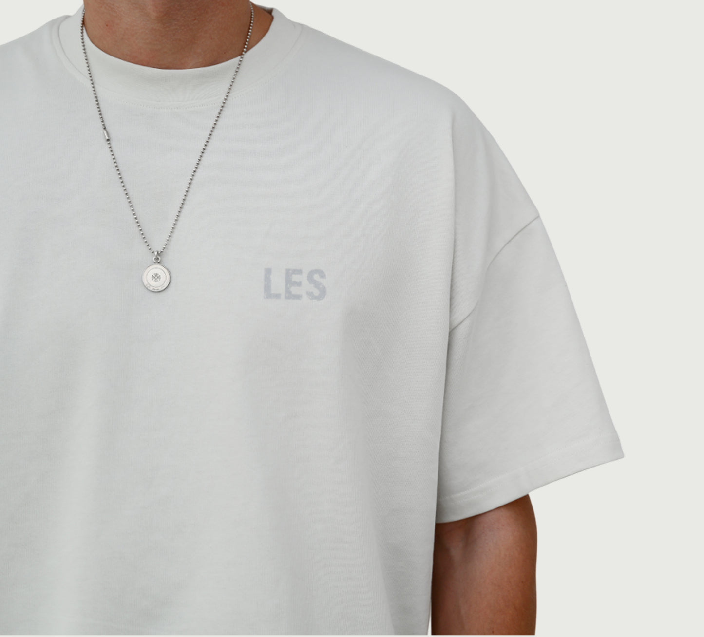 VINTAGE WHITE OVERSIZED TEE