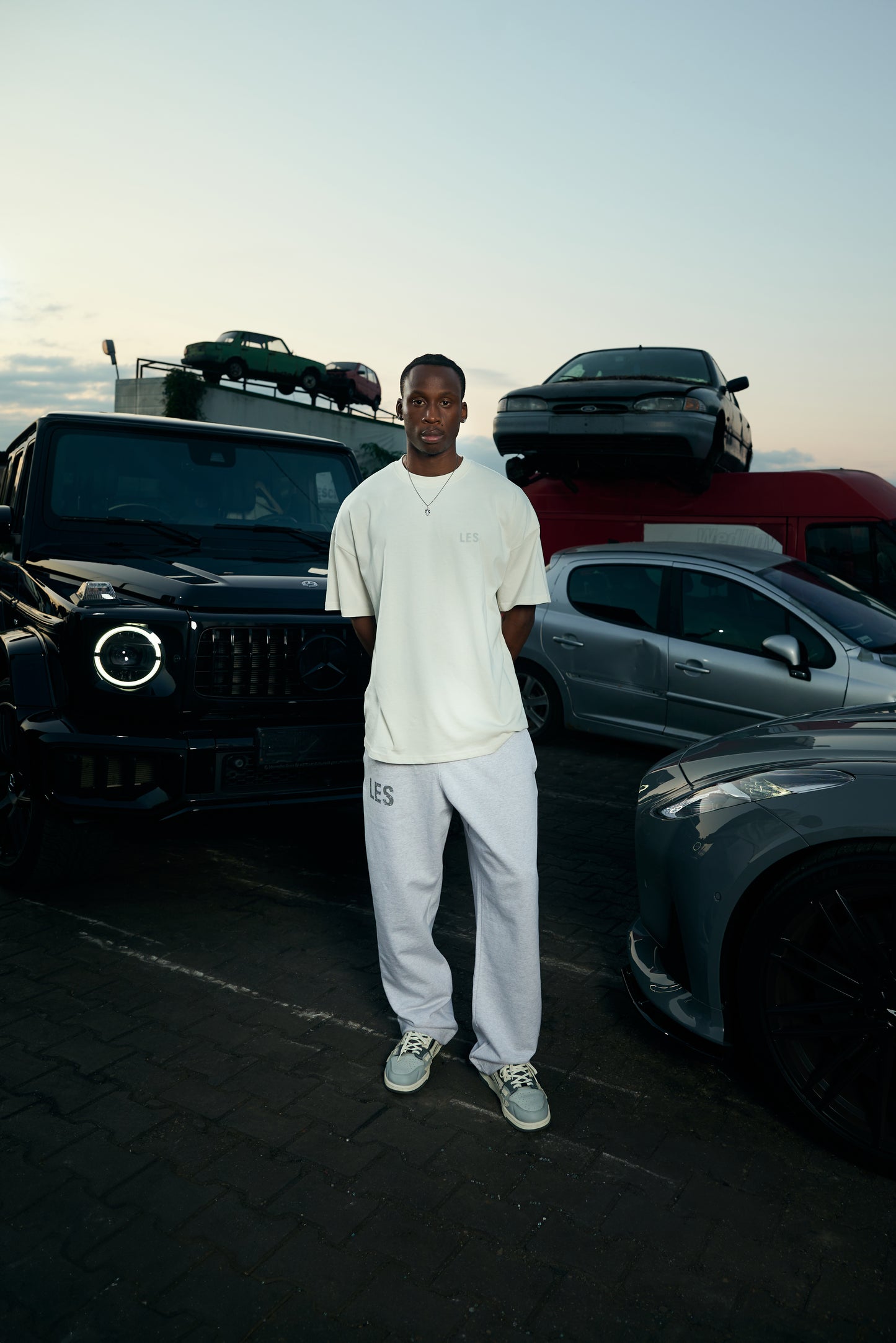 VINTAGE WHITE OVERSIZED TEE