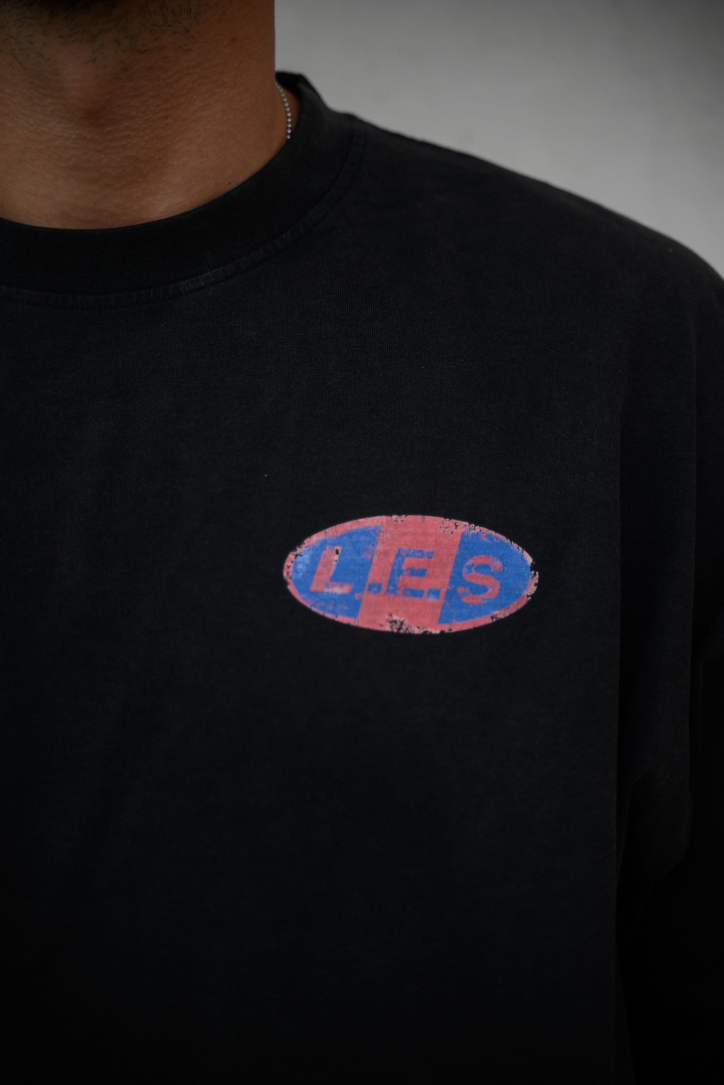 VINTAGE BLACK OVERSIZED TEE