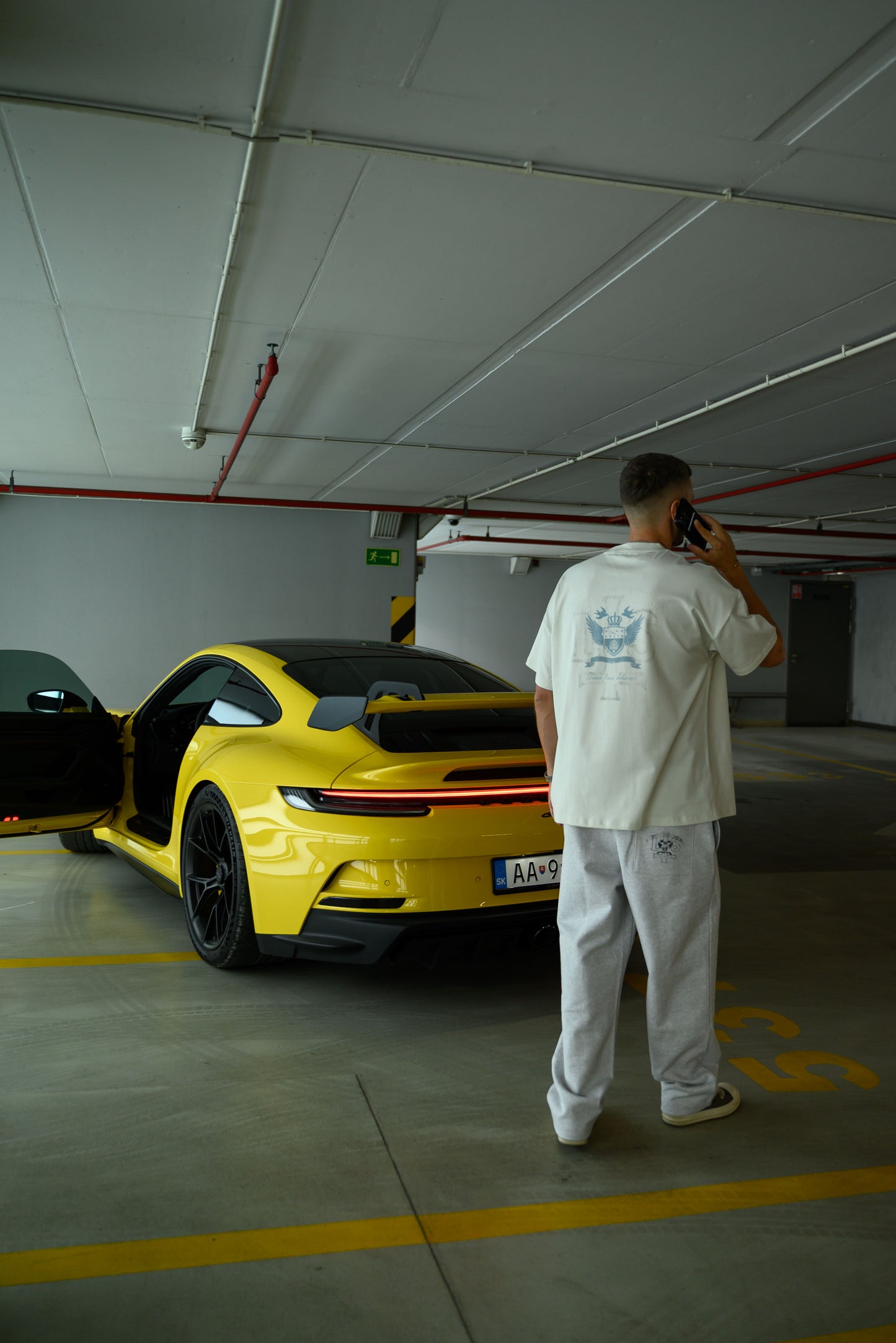 LIGHT GREY STRAIGHT-LEG RELAXED SWEATPANTS