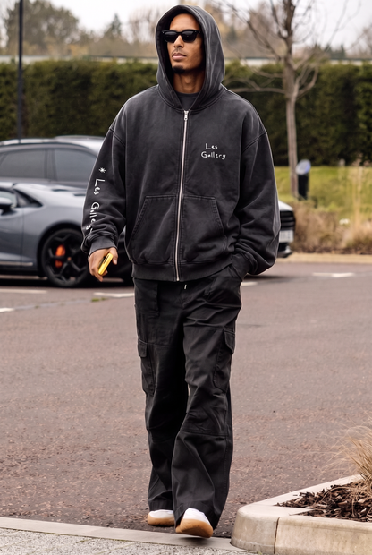 VINTAGE BLACK OVERSIZED ZIPPED HOODIE GALERRY