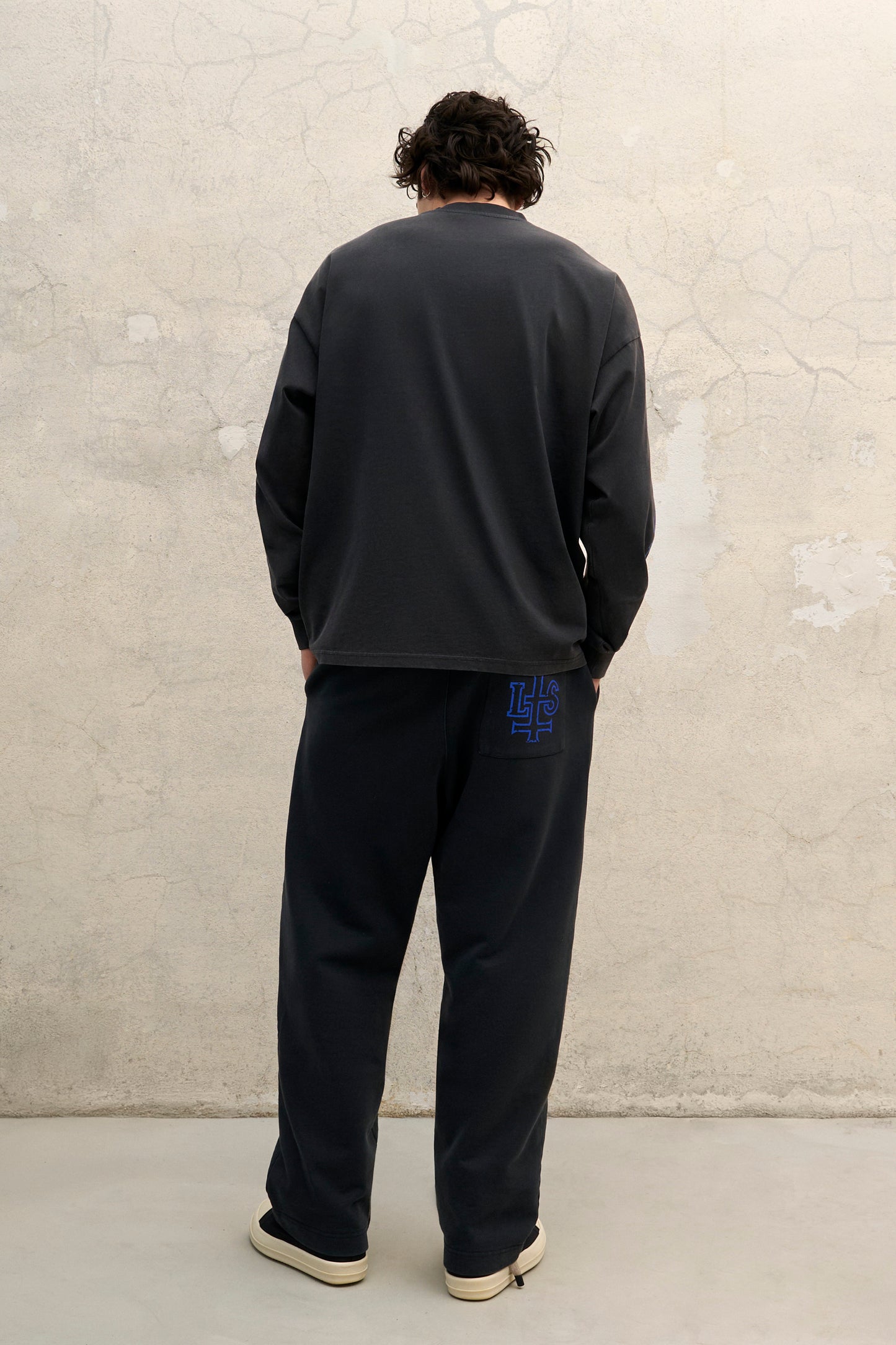 VINTAGE BLACK STRAIGHT-LEG SWEATPANTS BLUE PRINT