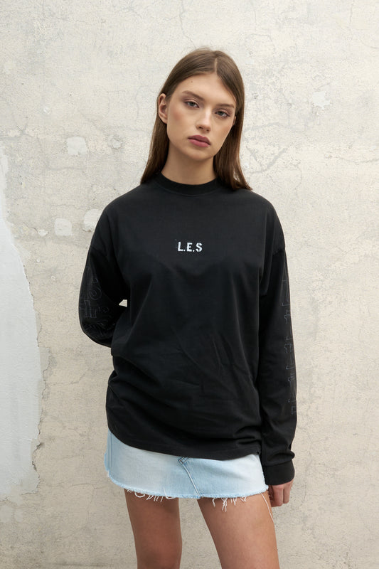 VINTAGE BLACK OVERSIZED LONGSLEEVE