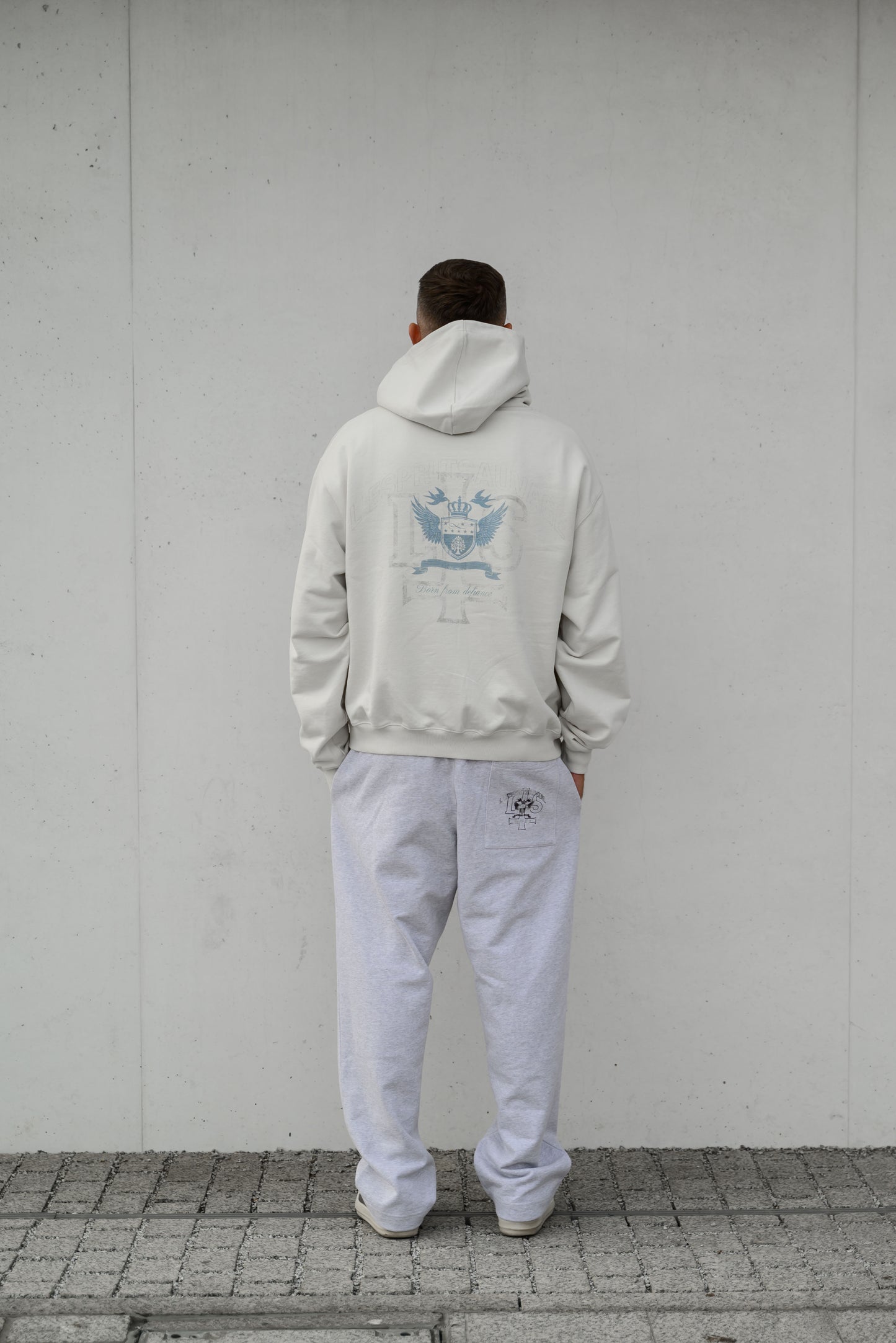 LIGHT GREY STRAIGHT-LEG RELAXED SWEATPANTS